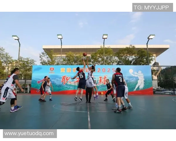 吴悠与赵继伟的精彩对决谁将成为篮球场上的胜者 吴悠与赵继伟的精彩对决谁将成为篮球场上的胜者