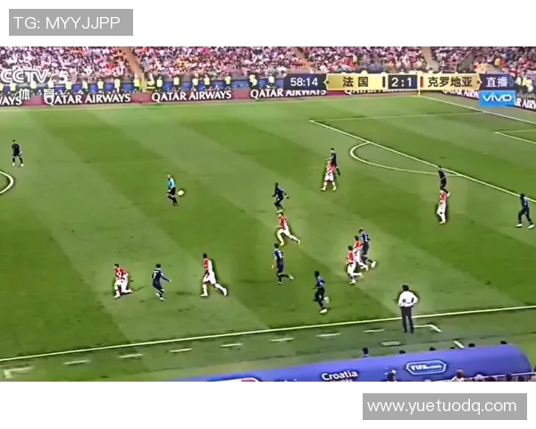 博格巴在对阵巴萨的精彩表现引发球迷热议与期待