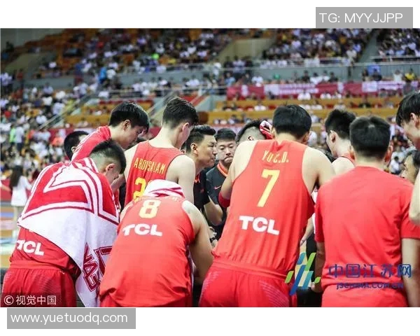 男篮红队迎战突尼斯展现实力争夺国际赛场荣耀