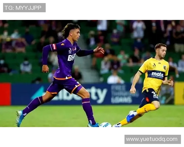 珀斯光辉与惠灵顿凤凰的激烈对决展现足球魅力与团队精神的巅峰之战 珀斯光辉与惠灵顿凤凰的激烈对决展现足球魅力与团队精神的巅峰之战