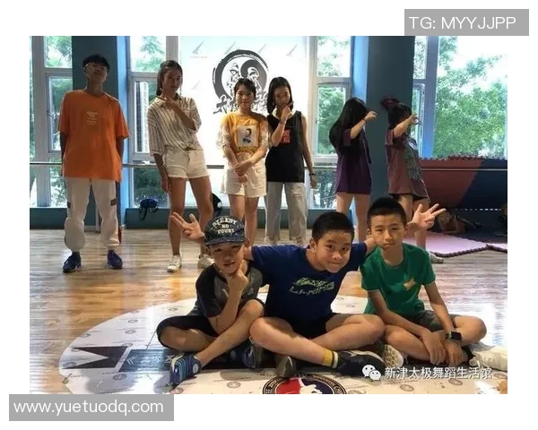 重庆街舞队在全国耐力排行榜中荣登第八名展现出色实力与团队精神