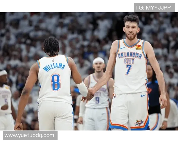 雷霆与快船激战正酣文字直播全程回顾精彩瞬间与赛况分析 雷霆与快船激战正酣文字直播全程回顾精彩瞬间与赛况分析