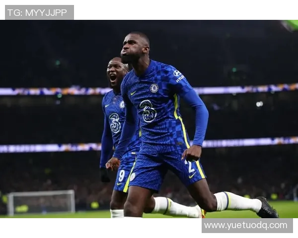 切尔西与热刺激战正酣比分揭晓引发球迷热议